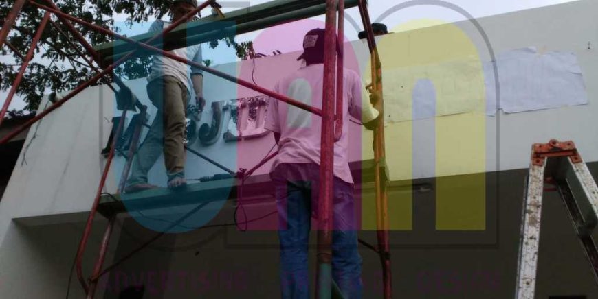 Jasa Pembuatan Huruf Timbul