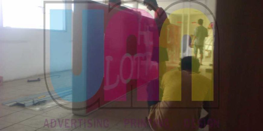 Jasa Pembuatan Neon Box