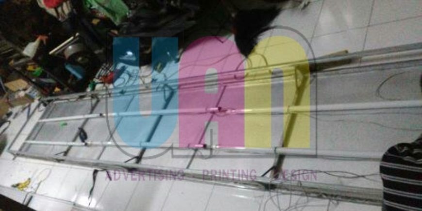 Jasa Pembuatan Neon Box