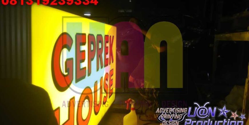 Jasa Pembuatan Neon Box