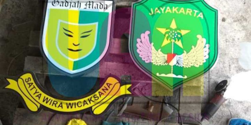 Jasa Pembuatan Neon Box