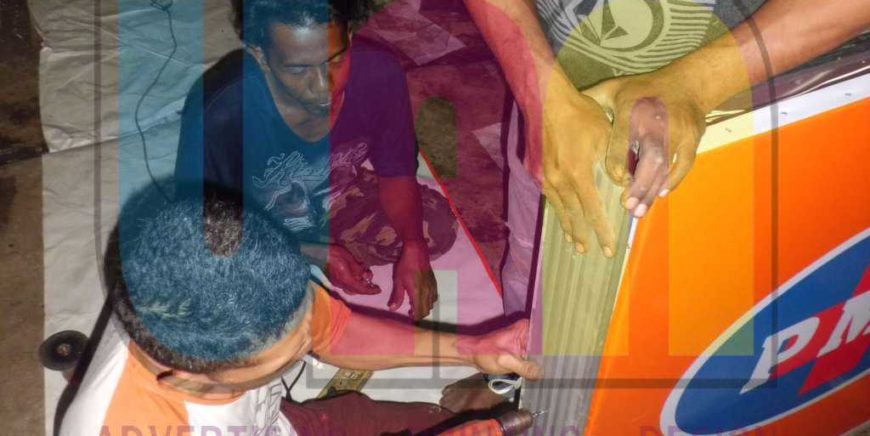 Jasa Pembuatan Neon Box