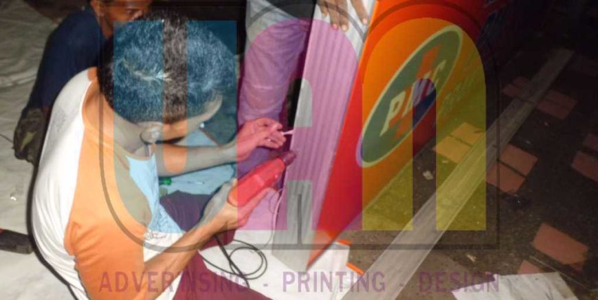 Jasa Pembuatan Neon Box
