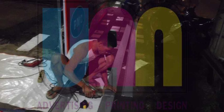 Jasa Pembuatan Neon Box