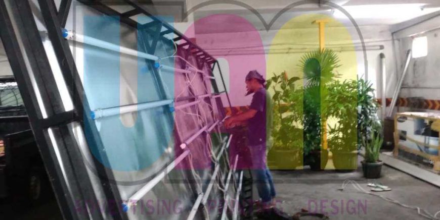 Jasa Pembuatan Neon Box