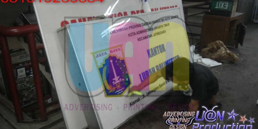 Jasa Pembuatan Neon Box