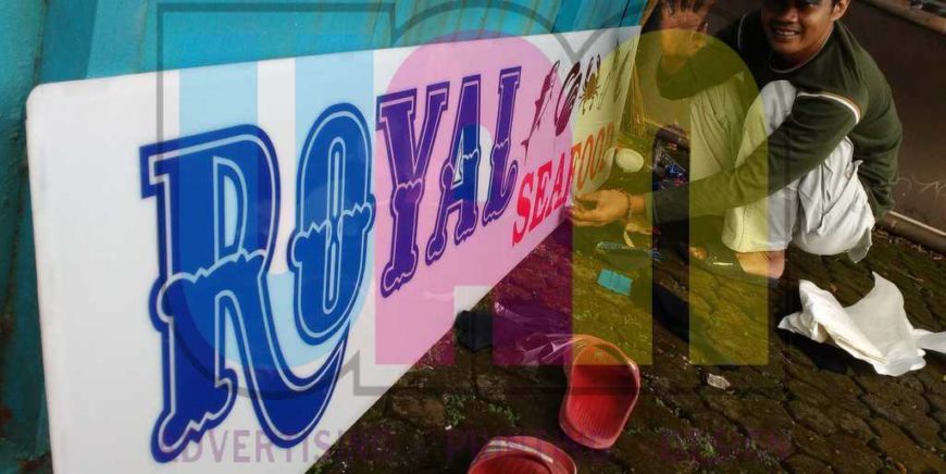 Jasa Pembuatan Neon Box