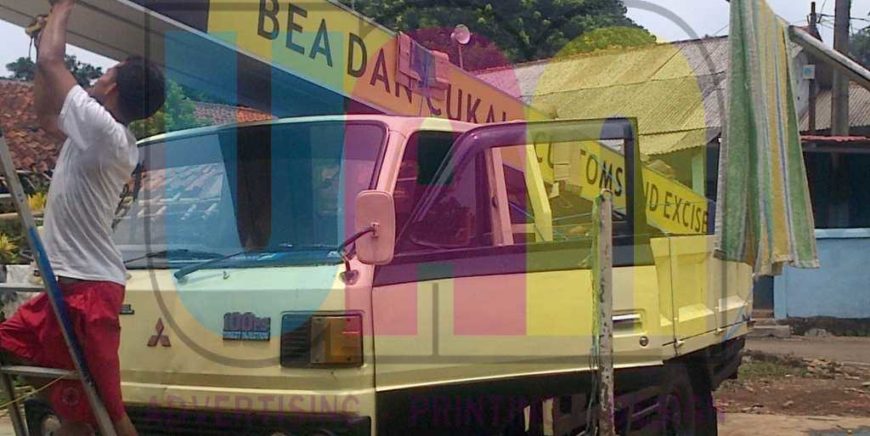 Jasa Pembuatan Neon Box