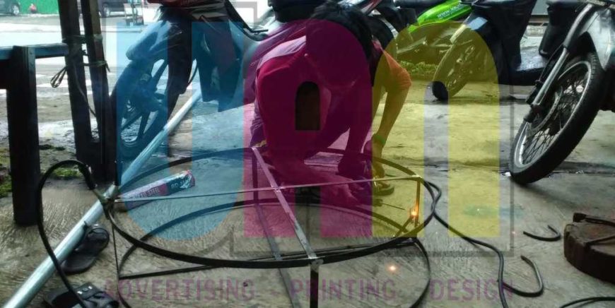 Jasa Pembuatan Neon Box
