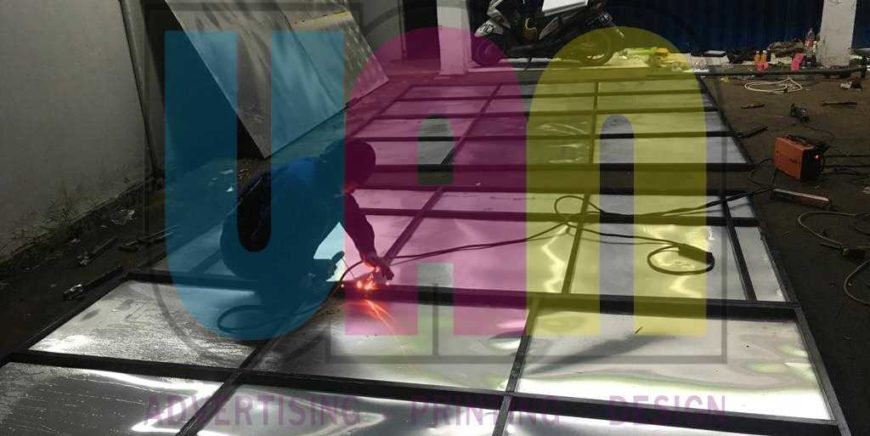 Jasa Pembuatan Neon Box
